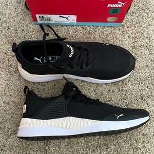🆕 BRAND NEW in box Puma women size 8 “Pacer Next Cage Fresh”